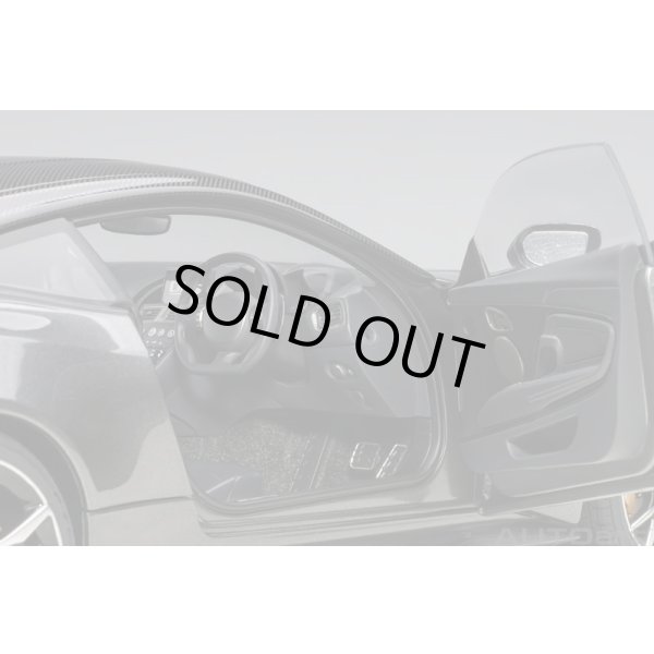 画像10: AUTOart 1/18 Aston Martin DBS Superleggera (Magnetic Silver) (10)