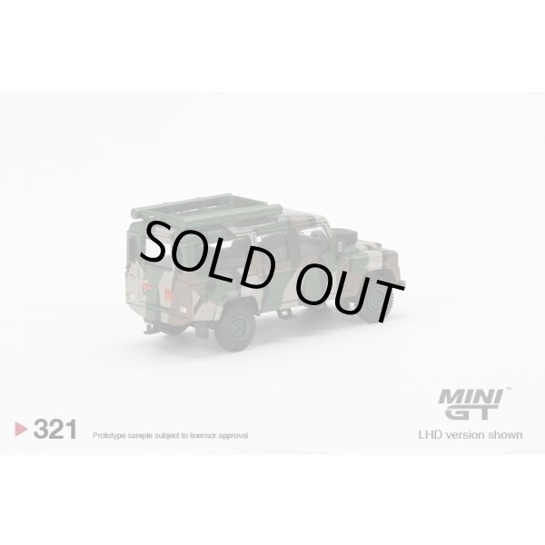 画像3: MINI GT 1/64 Land Rover Defender 110 Malaysian Army "Harimau Belang" (RHD) Malaysia Exclusive (3)