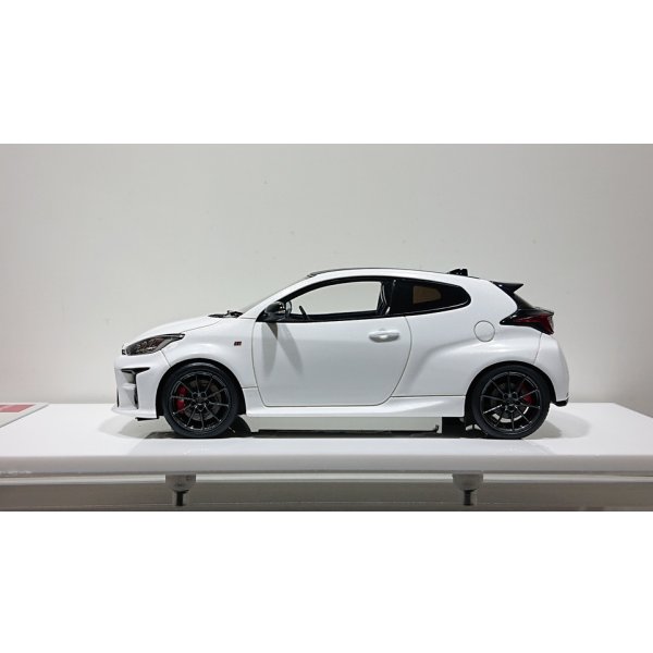 画像2: EIDOLON 1/43 TOYOTA GR Yaris RZ High Performance 2020 Platinum White Pearl Mica (2)