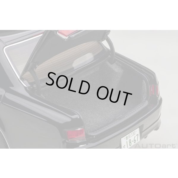 画像12: AUTOart 1/18 Toyota Century GRMN (Black) (12)