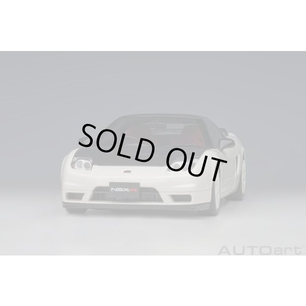 画像15: AUTOart 1/18 Honda NSX-R (NA2) (Championship White / Black Carbon) (15)
