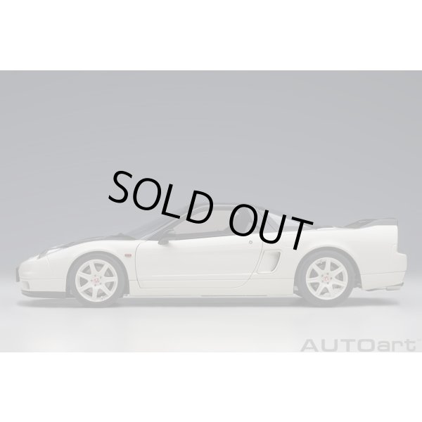 画像3: AUTOart 1/18 Honda NSX-R (NA2) (Championship White / Black Carbon) (3)