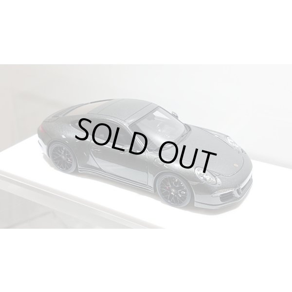 画像11: EIDOLON 1/43 Porsche 911 (991) Carrera 4 GTS 2014 Agate Gray Metallic (11)
