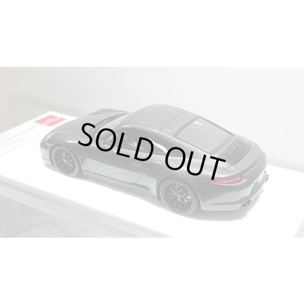 画像12: EIDOLON 1/43 Porsche 911 (991) Carrera 4 GTS 2014 Agate Gray Metallic (12)