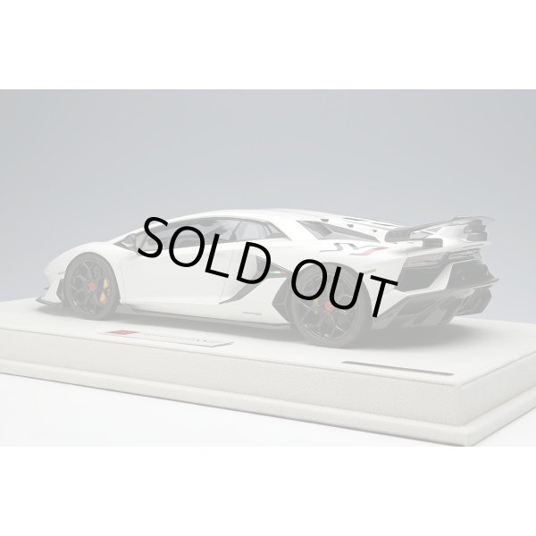 画像3: EIDOLON 1/18 Lamborghini Aventador SVJ 2018 Pearl White Limited 50 pcs. (3)