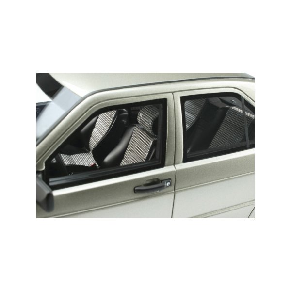 画像7: OttO mobile 1/18 Mercedes Benz W201 190E 2.5 16S (Silver) (7)