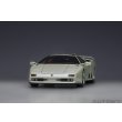 画像15: AUTOart 1/18 Lamborghini Diablo SE30 Iota (BALLON WHITE / Pearl White) (15)