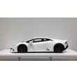 画像2: EIDOLON 1/43 Lamborghini Huracan EVO 2019 (Loge wheel) Bianco Canopus (Matte Pearl White) Limited 50 pcs. (2)