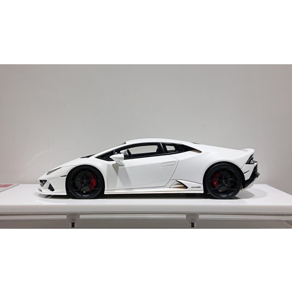 画像2: EIDOLON 1/43 Lamborghini Huracan EVO 2019 (Loge wheel) Bianco Canopus (Matte Pearl White) Limited 50 pcs. (2)