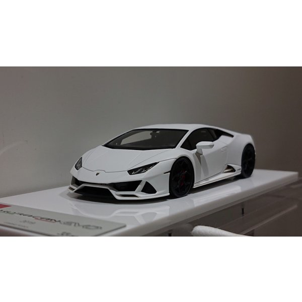 画像9: EIDOLON 1/43 Lamborghini Huracan EVO 2019 (Loge wheel) Bianco Canopus (Matte Pearl White) Limited 50 pcs. (9)