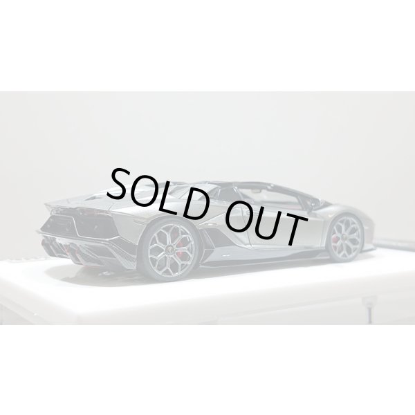 画像7: EIDOLON 1/43 Lamborghini Aventador LP780-4 Ultimae Roadster 2021 (Leirion Wheel) Grigio Nimbus / Black Accent Limited 60 pcs. (7)