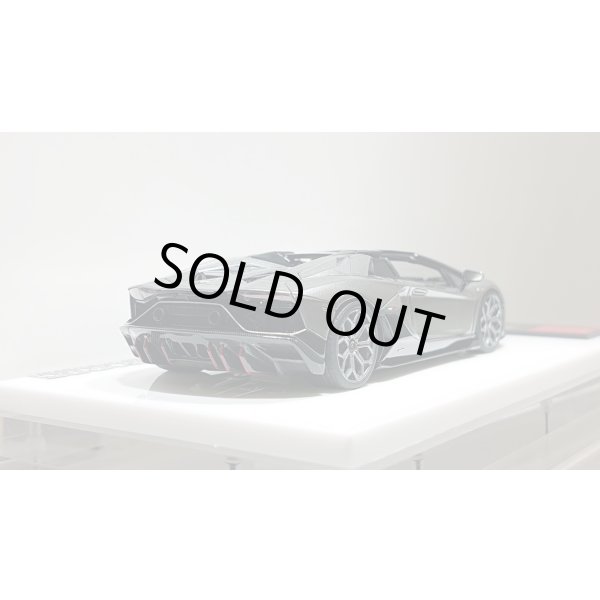 画像10: EIDOLON 1/43 Lamborghini Aventador LP780-4 Ultimae Roadster 2021 (Leirion Wheel) Grigio Nimbus / Black Accent Limited 60 pcs. (10)