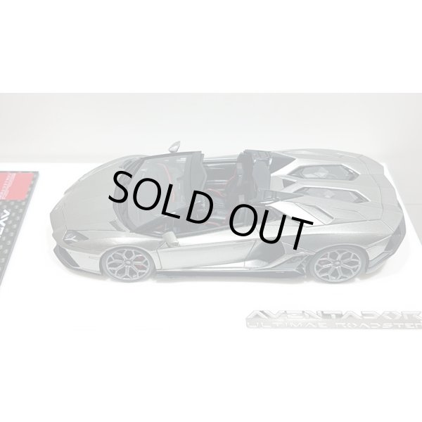 画像4: EIDOLON 1/43 Lamborghini Aventador LP780-4 Ultimae Roadster 2021 (Leirion Wheel) Grigio Nimbus / Black Accent Limited 60 pcs. (4)
