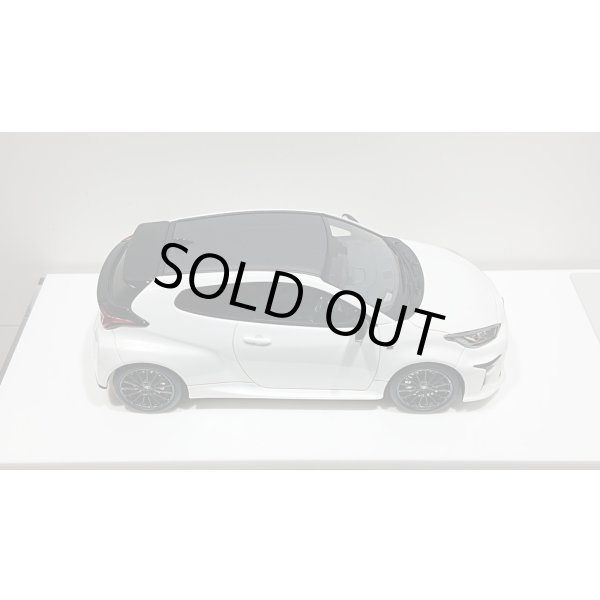 画像8: EIDOLON 1/43 Toyota GR Yaris RZ 2020 Platinum White Pearl Mica (8)