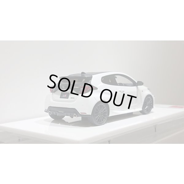 画像10: EIDOLON 1/43 Toyota GR Yaris RZ 2020 Platinum White Pearl Mica (10)