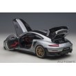 画像13: AUTOart 1/18 Porsche 911 (991.2) GT2 RS Weissach Package (GT Silver) (13)