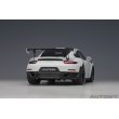 画像17: AUTOart 1/18 Porsche 911 (991.2) GT2 RS Weissach Package (White) (17)