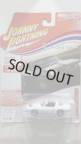 画像: JOHNNY LIGHTNING 1/64 1977 Pontiac Firebird Transam Cameo White