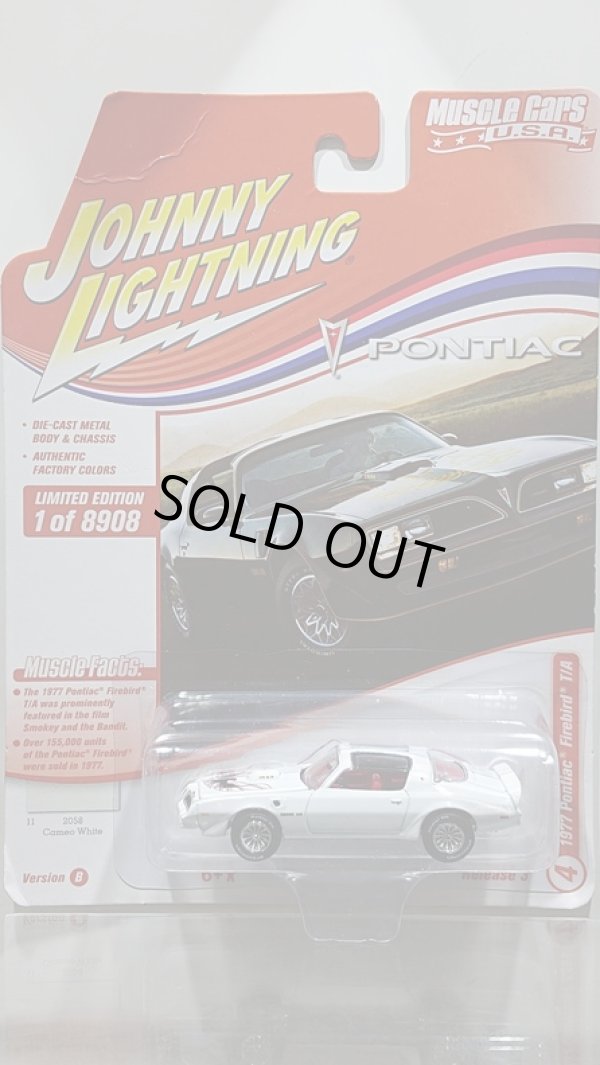 画像1: JOHNNY LIGHTNING 1/64 1977 Pontiac Firebird Transam Cameo White (1)