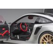 画像9: AUTOart 1/18 Porsche 911 (991.2) GT2 RS Weissach Package (GT Silver) (9)