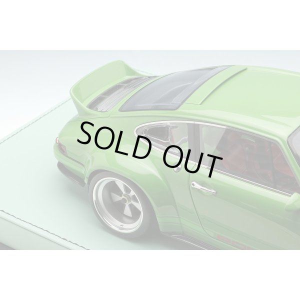 画像7: EIDOLON 1/18 Singer DLS 2018 Green (7)