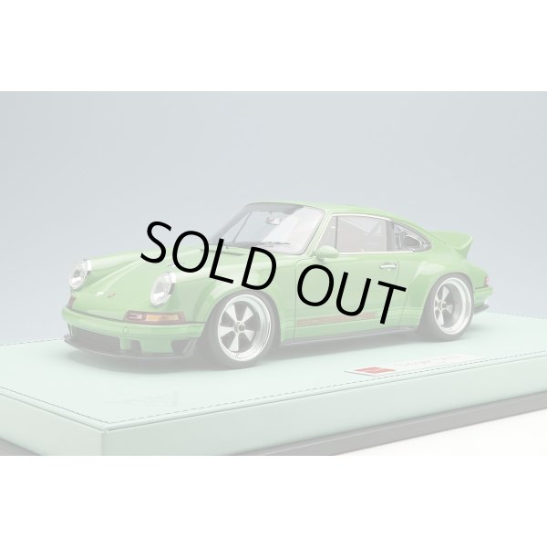 画像2: EIDOLON 1/18 Singer DLS 2018 Green (2)