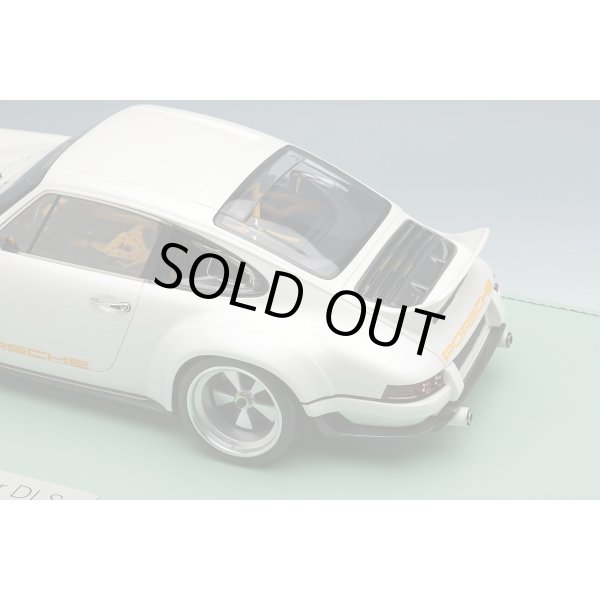 画像8: EIDOLON 1/18 Singer DLS 2018 Pearl White (8)