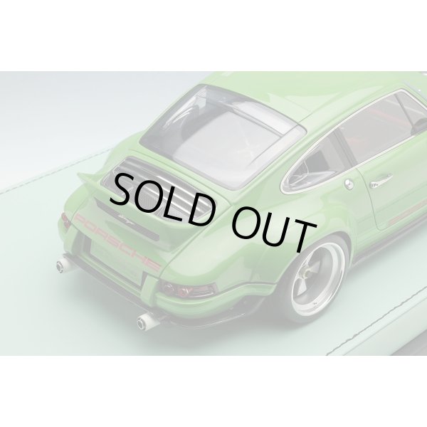 画像8: EIDOLON 1/18 Singer DLS 2018 Green (8)