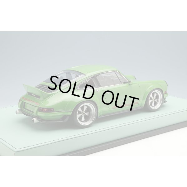 画像4: EIDOLON 1/18 Singer DLS 2018 Green (4)