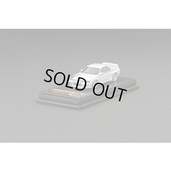 画像1: ignition model 1/64 Nissan Skyline GT-R Nismo (R32) White (1)