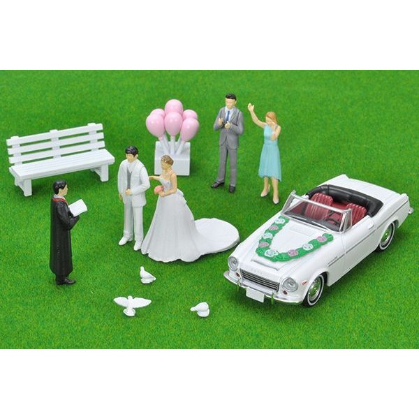 画像8: TOMYTEC 1/64 Diorama Collection 64 #Car Snap 13a Wedding (8)