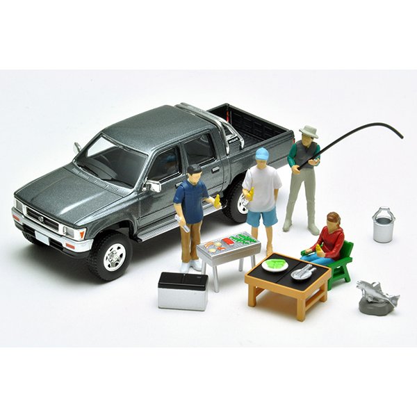画像1: TOMYTEC 1/64 Diorama Collection 64 #Car Snap 14a BBQ2 (with Toyota Hilux 4WD) (1)