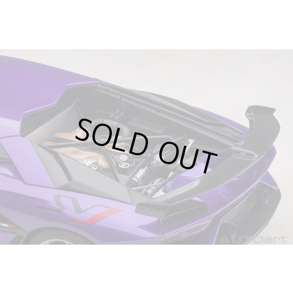画像12: AUTOart 1/18 Lamborghini Aventador SVJ (Viola Pasifae) (12)