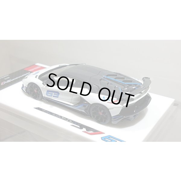 画像12: EIDOLON 1/43 Lamborghini Aventador SVJ 63 2018 Bianco Opalis (Pearl White) Limited 63 pcs. (12)