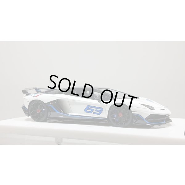 画像5: EIDOLON 1/43 Lamborghini Aventador SVJ 63 2018 Bianco Opalis (Pearl White) Limited 63 pcs. (5)