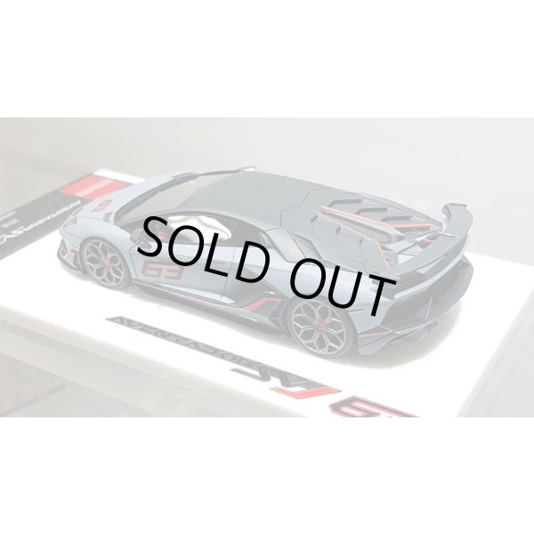 画像12: EIDOLON 1/43 Lamborghini Aventador SVJ 63 2018 Grigio Acheso (Matte Light Gray) Limited 63 pcs. (12)
