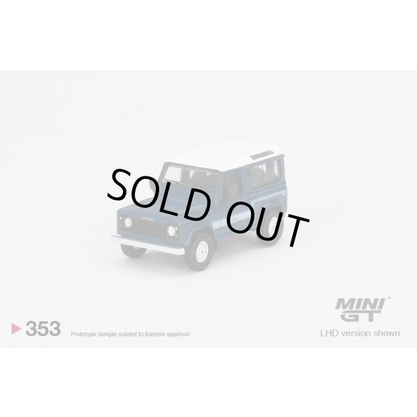 画像1: MINI GT 1/64 Land Rover Defender 90 County Wagon Stratos Blue (RHD) (1)