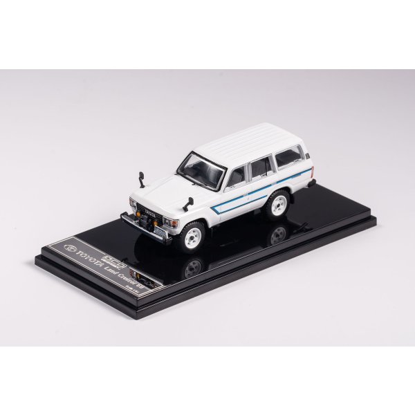 画像9: Gaincorp Products 1/64 Toyota Land Cruiser 60-RHD with front winch & spotlight (White) (9)