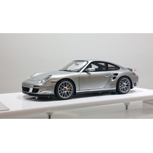 画像: EIDOLON 1/43 Porsche 911 (997.2) Turbo S 2011 GT Silver Metallic