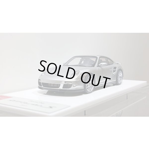 画像9: EIDOLON 1/43 Porsche 911 (997.2) Turbo S 2011 GT Silver Metallic (9)