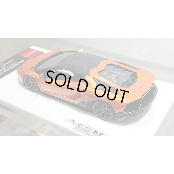 画像12: EIDOLON 1/43 Lamborghini Aventador LP780-4 Ultimae 2021 (Leirion Wheel) Arancio Pearl Carbon Roof Limited 30 pcs. (12)