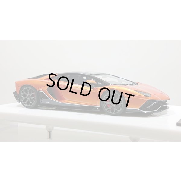 画像5: EIDOLON 1/43 Lamborghini Aventador LP780-4 Ultimae 2021 (Leirion Wheel) Arancio Pearl Carbon Roof Limited 30 pcs. (5)