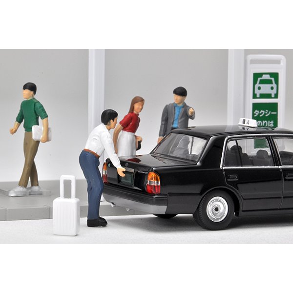 画像4: TOMYTEC 1/64 Diorama Collection 64 # Car Snap 04b Taxi stand (with Toyota Crown Comfort) (4)