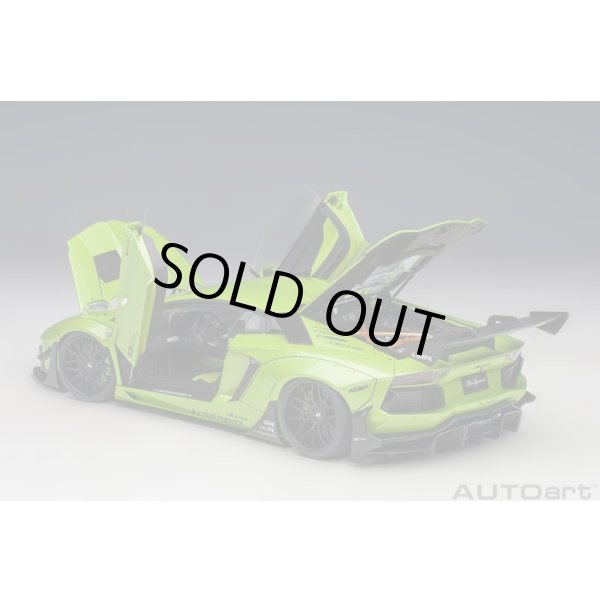 画像13: AUTOart 1/18 Liberty Walk LB-WORKS Lamborghini Aventador Limited Edition (Pearl Green) (13)