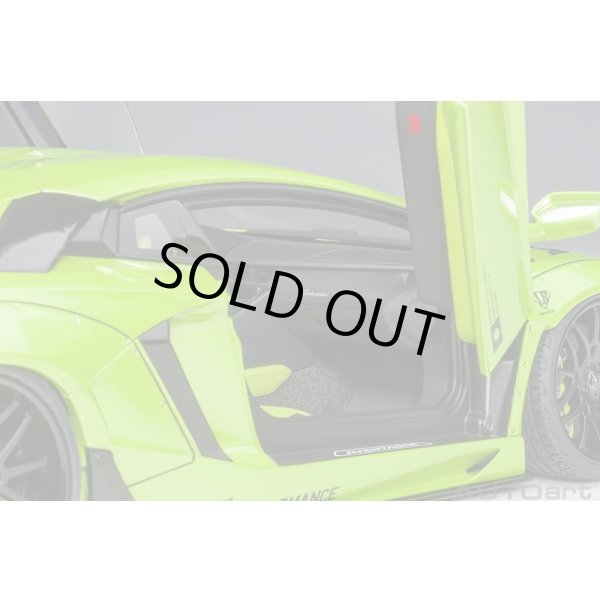画像10: AUTOart 1/18 Liberty Walk LB-WORKS Lamborghini Aventador Limited Edition (Pearl Green) (10)