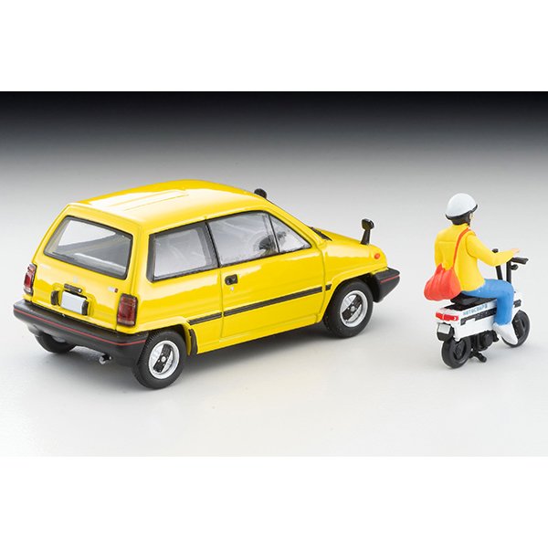 画像2: TOMYTEC 1/64 Limited Vintage NEO Honda City R (Yellow) with Motocompo '81 (2)