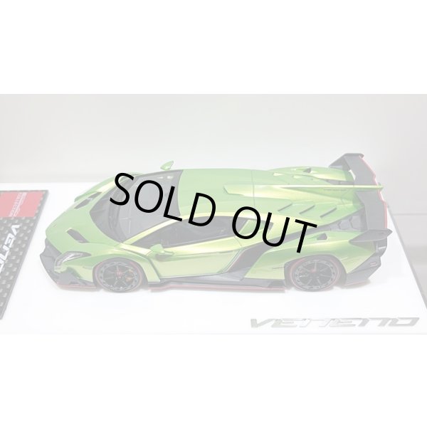 画像4: EIDOLON 1/43 Lamborghini Veneno 2013 Giallo Verde Pearl Limited 35 pcs. (4)
