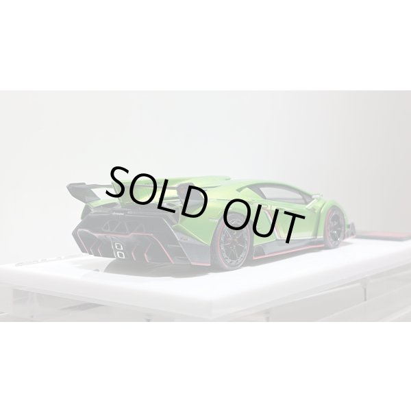 画像10: EIDOLON 1/43 Lamborghini Veneno 2013 Giallo Verde Pearl Limited 35 pcs. (10)