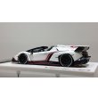 画像3: EIDOLON 1/43 Lamborghini Veneno Roadster 2015 Matte White / Red Stripe Limited 80 pcs. (3)