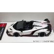 画像4: EIDOLON 1/43 Lamborghini Veneno Roadster 2015 Matte White / Red Stripe Limited 80 pcs. (4)